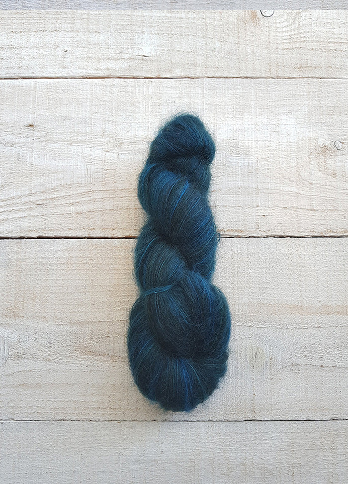 Manos Del Uruguay Cabrito 2 Ply - Image 8