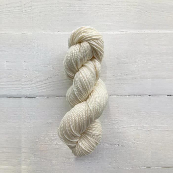 Manos Del Uruguay Sami 8 Ply - Image 18