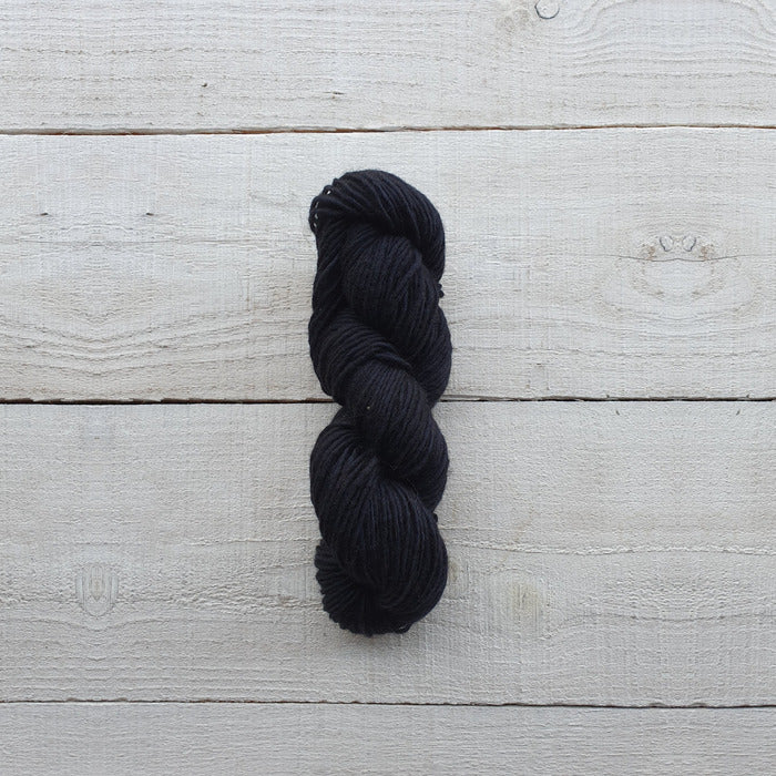 Manos Del Uruguay Silk Blend 8 Ply - Image 5