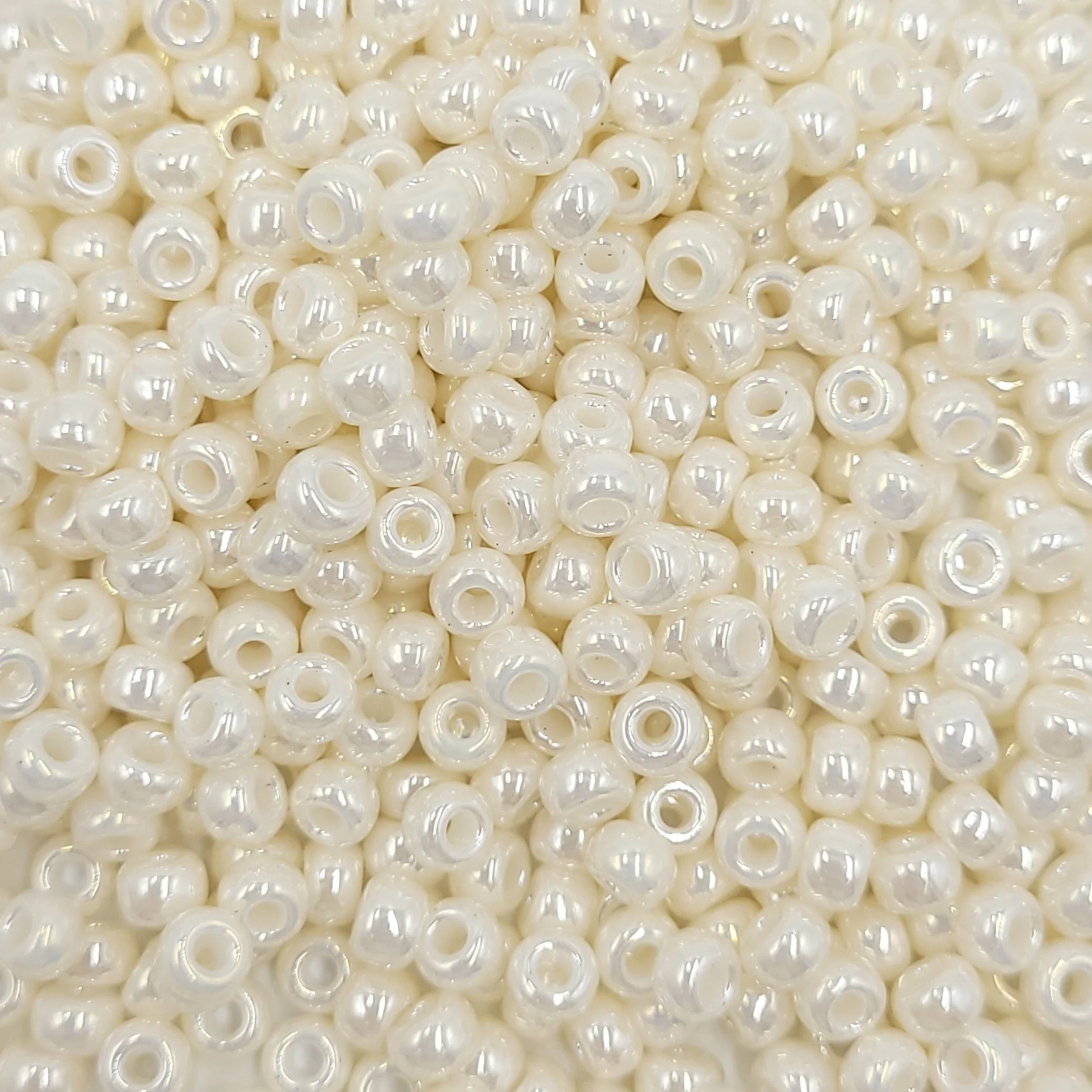 Miyuki Beads Round 6/0 - Image 19